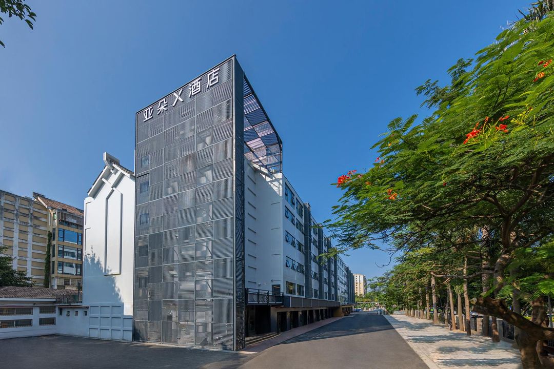 厦门高崎机场创新园地铁站亚朵X酒店