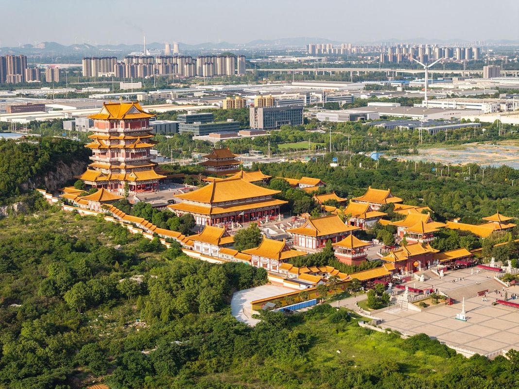 徐州东站云龙万达桔子水晶酒店