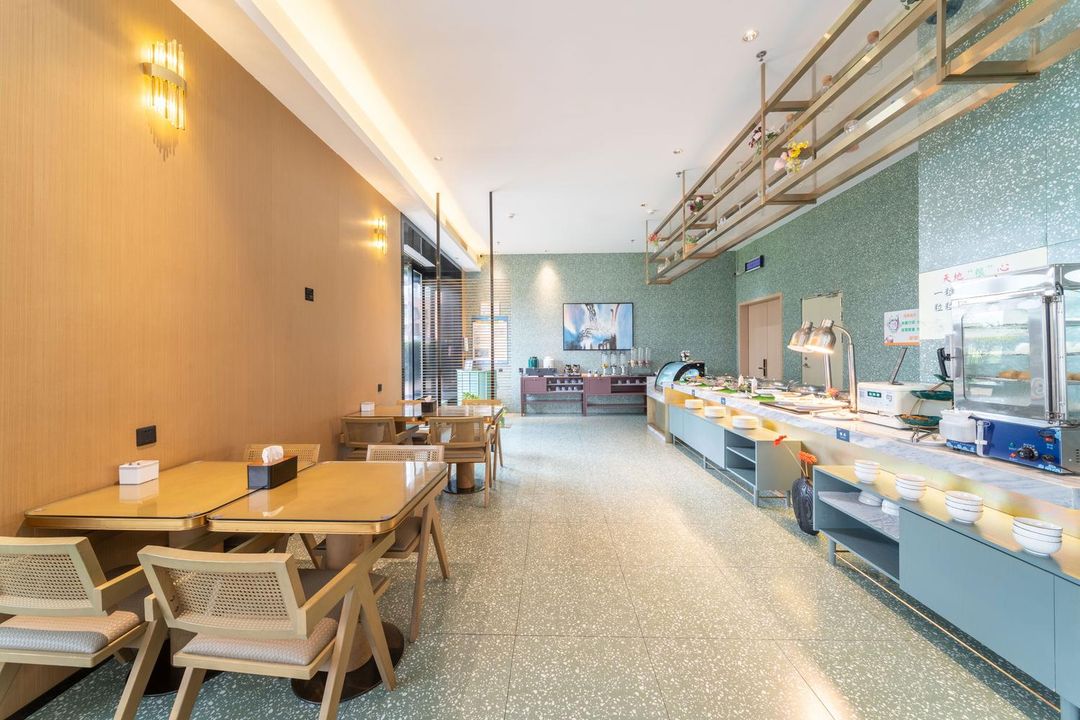深圳光明RANZ套房酒店