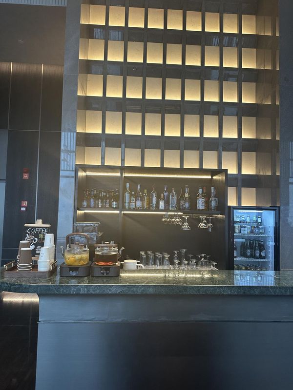 杭州滨江浙商发展大厦亚朵S酒店