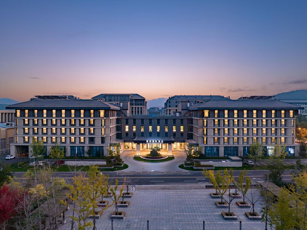 东悦国际酒店(省科学院济南超算中心科技园店)