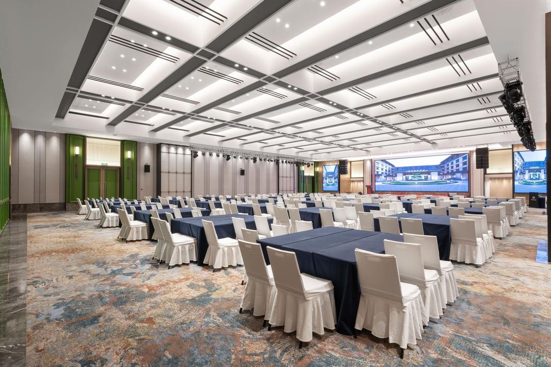 东悦国际酒店(省科学院济南超算中心科技园店)