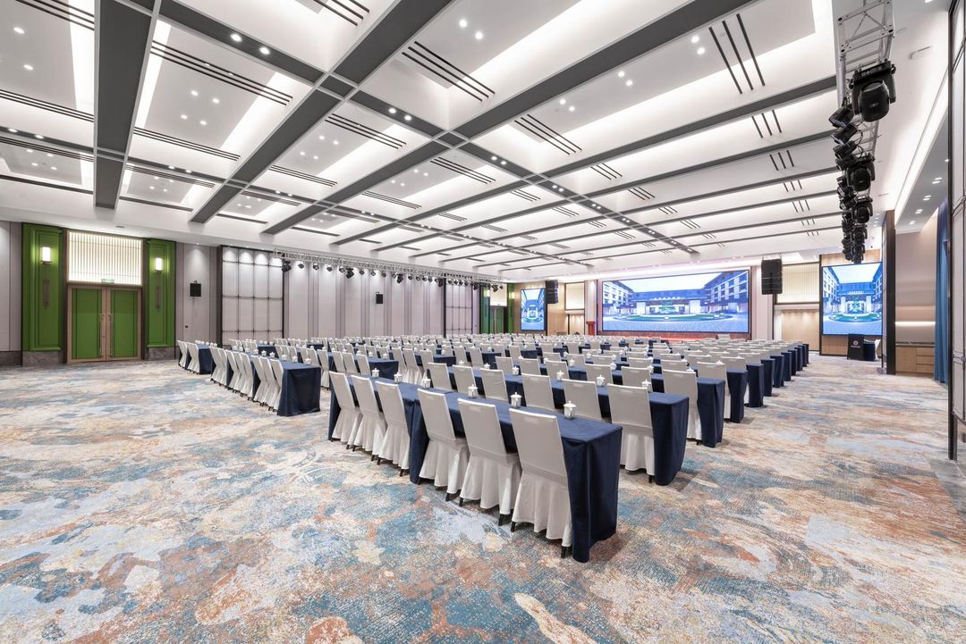 东悦国际酒店(省科学院济南超算中心科技园店)