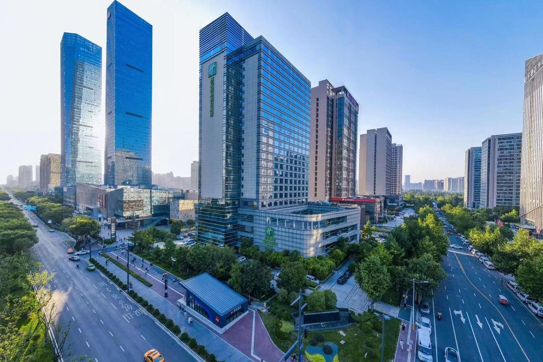 西安绿地假日酒店