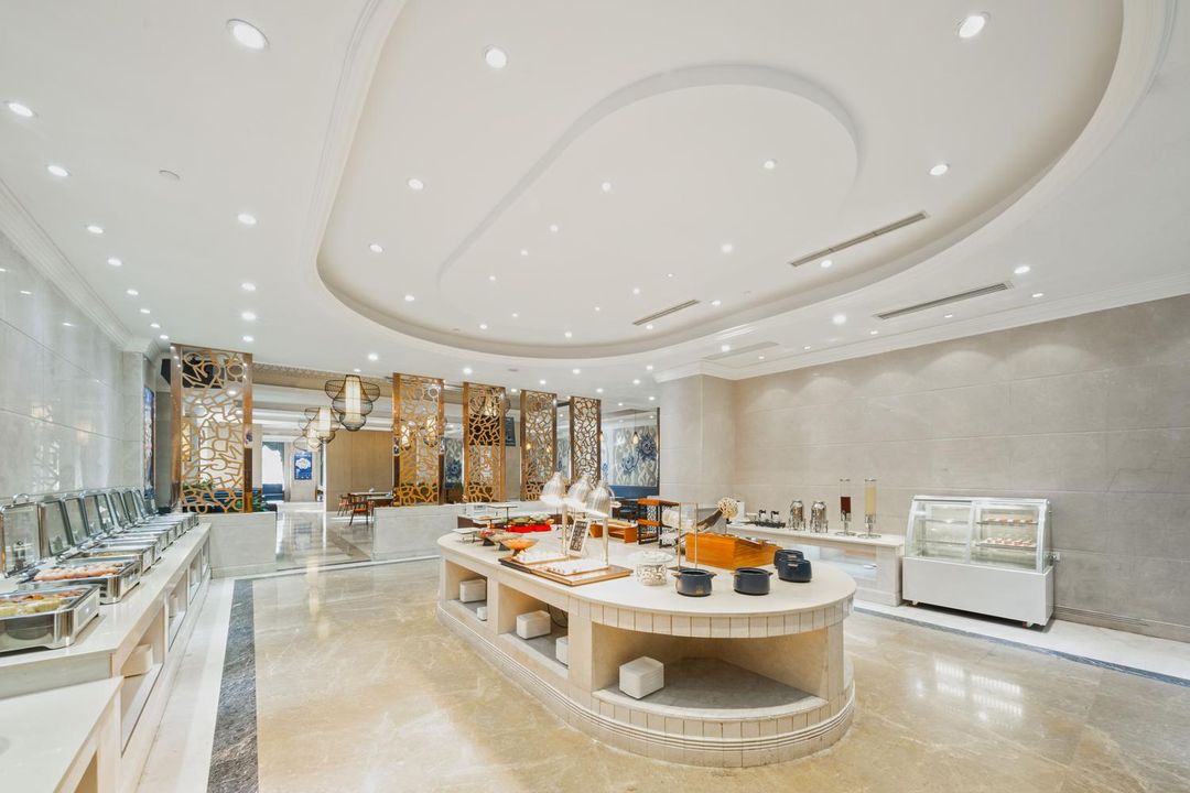 沪华国际大酒店(上海华师大闵行校区吴泾店)