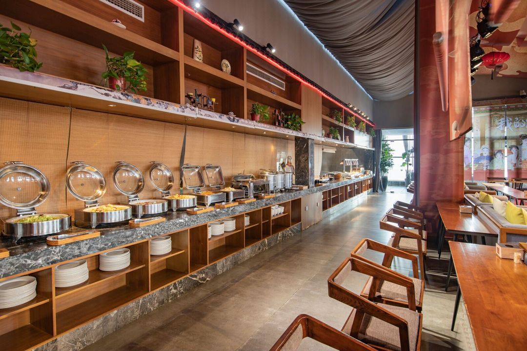 豪致酒店(三阳广场火车站店)