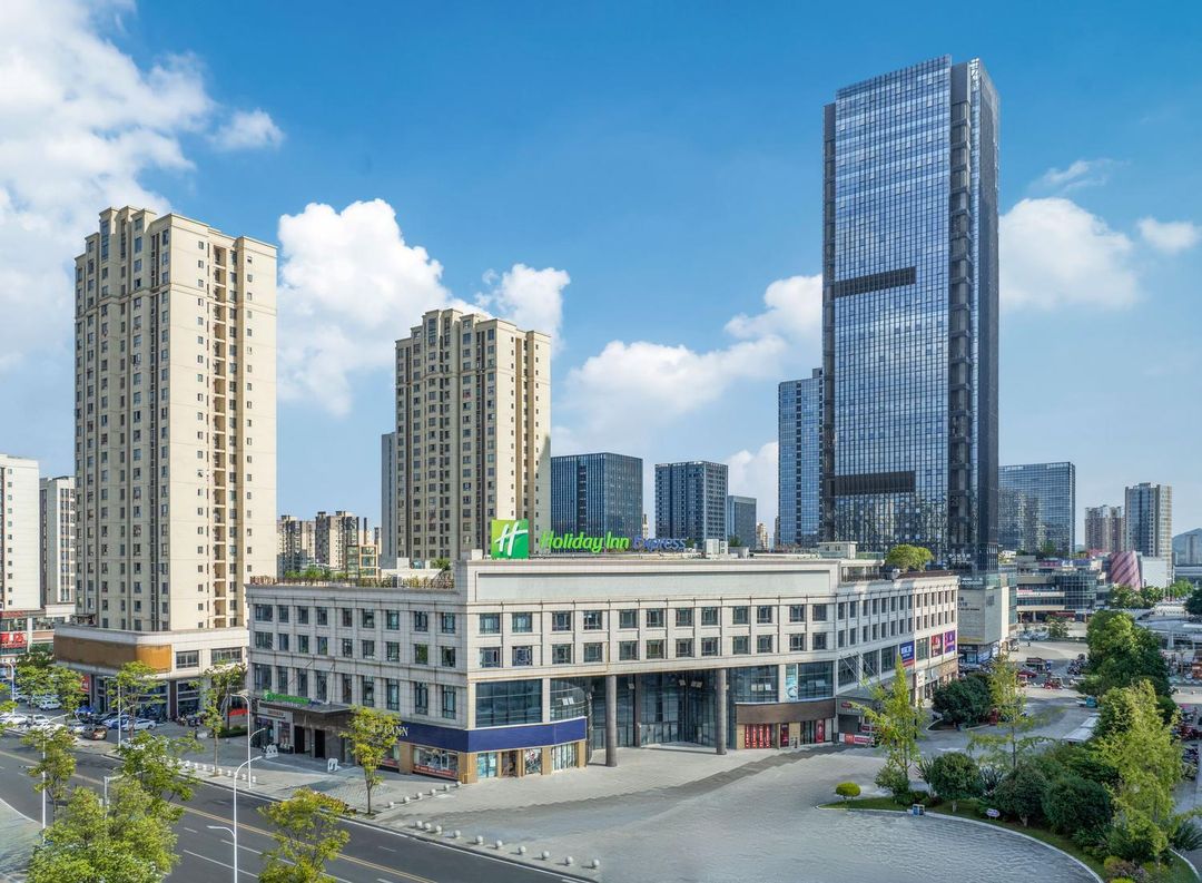 重庆铜梁智选假日酒店(万达广场店)