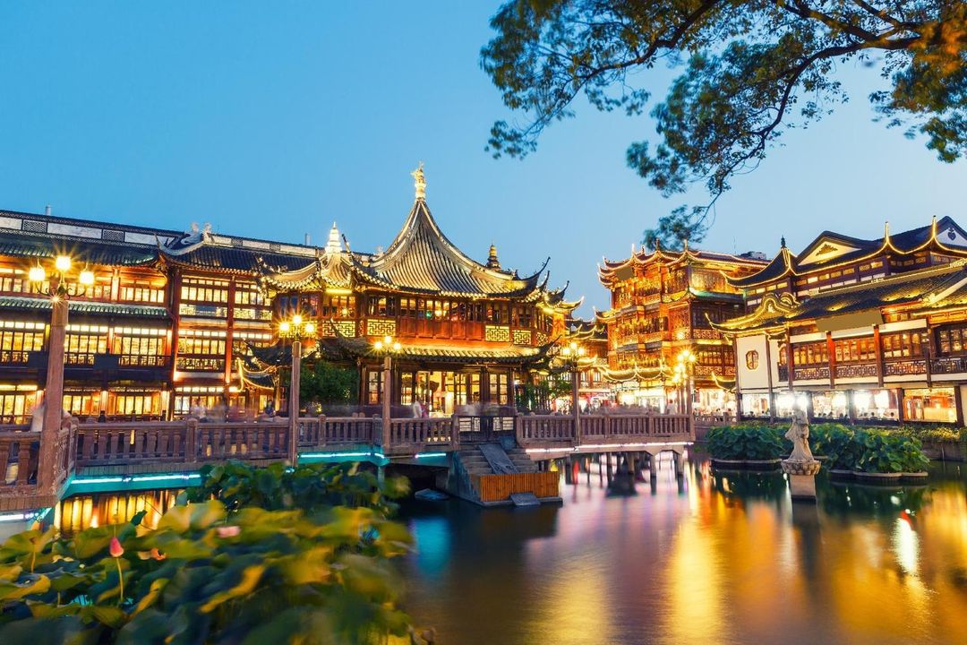 上海外滩老码头亚朵酒店
