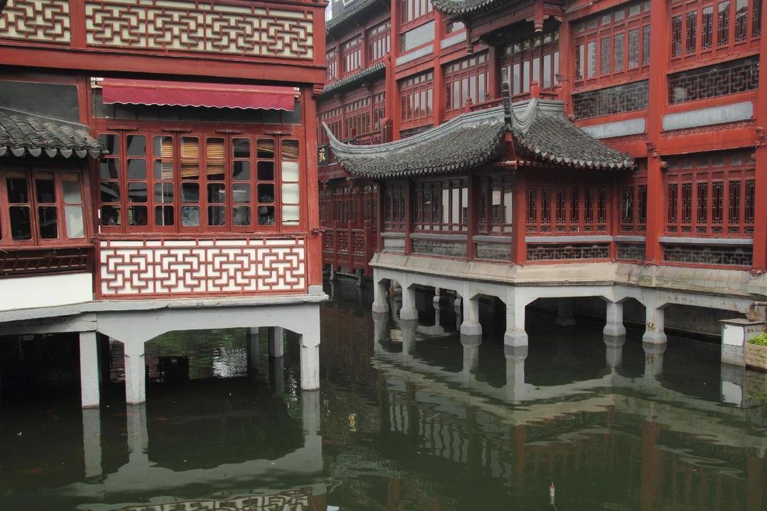 君亭酒店(上海黄浦滨江成曼店)