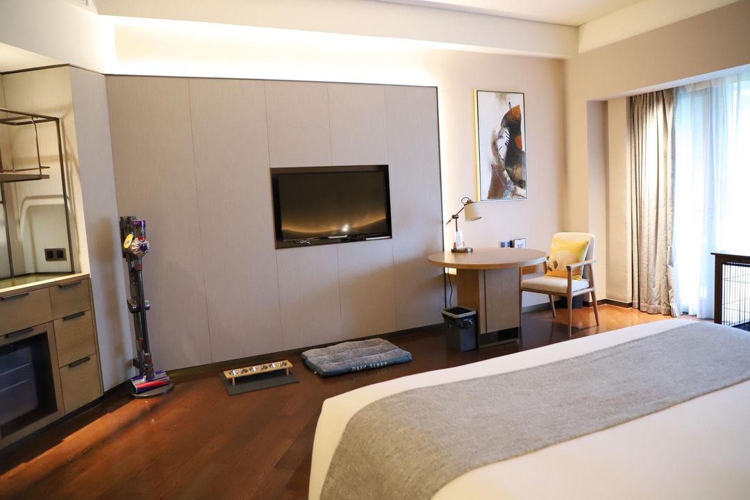 上海佘山世茂艾美酒店