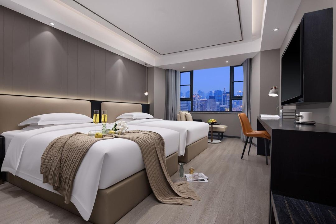 长安&middot;哇雅酒店(西安交通大学兴庆校区咸宁路地铁站店)