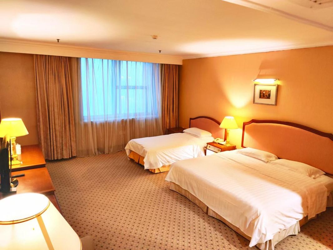 哈尔滨华融饭店(哈尔滨火车站博物馆地铁站店)