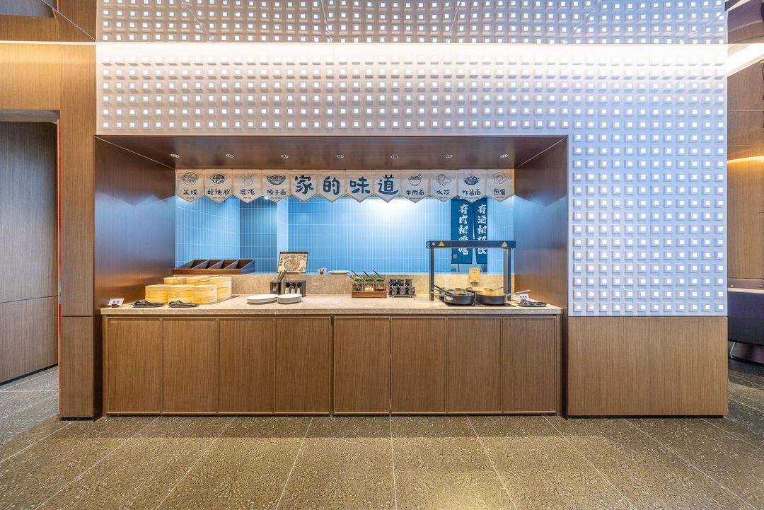 兰州中心敦煌路亚朵酒店