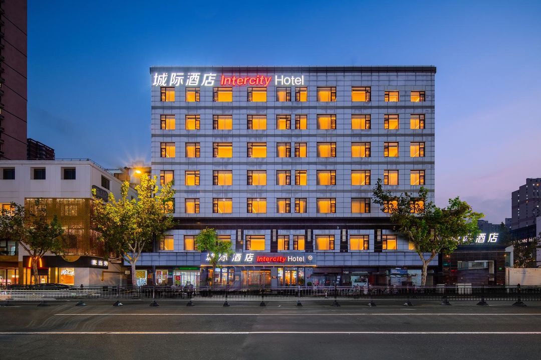 城际上海西藏南路酒店