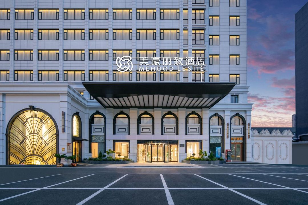 美豪丽致酒店(武汉东西湖五环体育中心店)