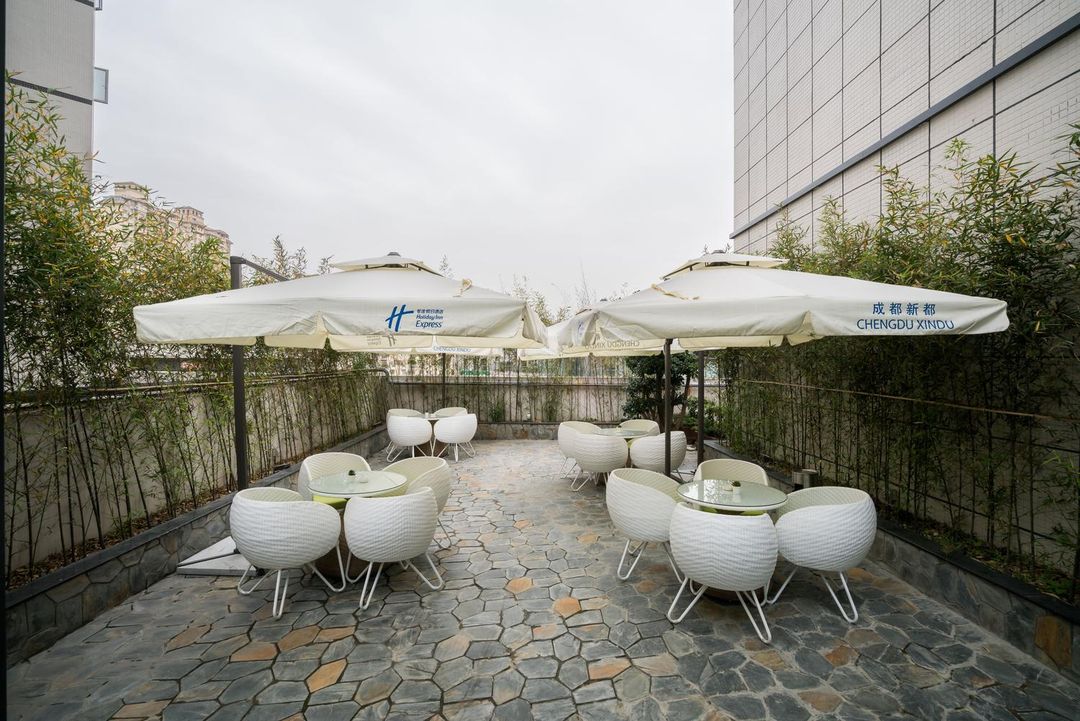 成都新都智选假日酒店(成都西南石油大学店)