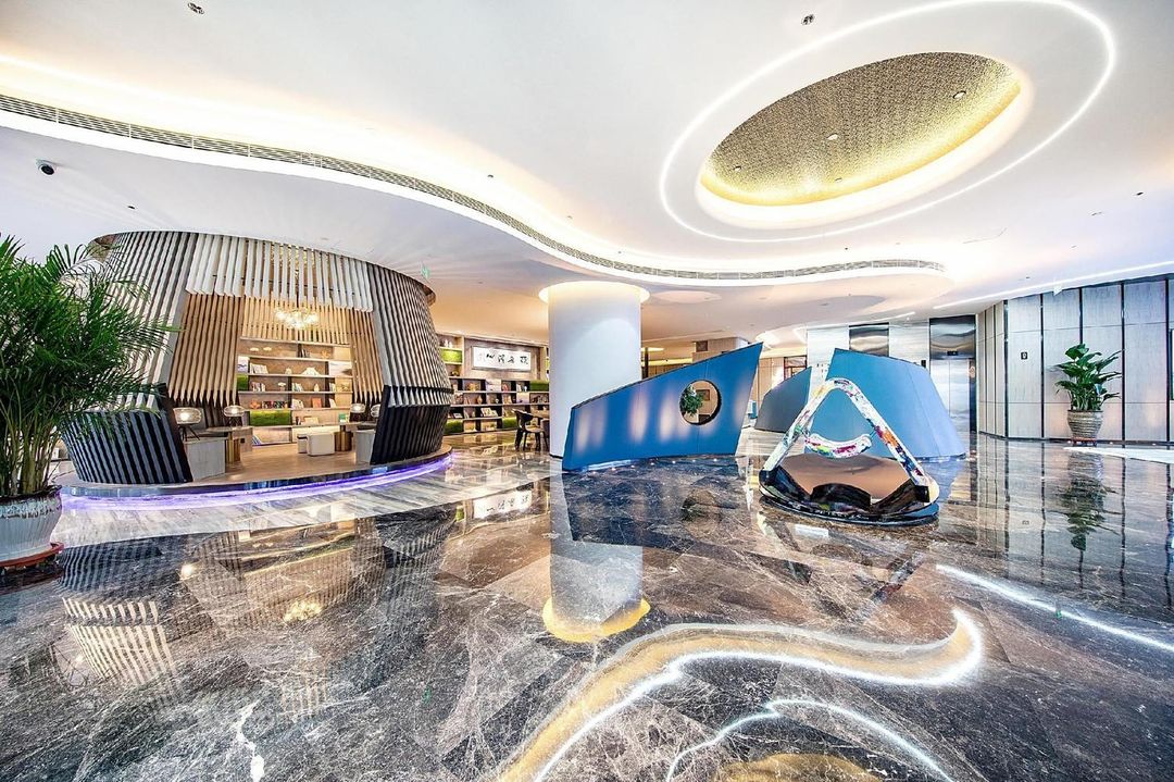 青岛五四广场第三海水浴场亚朵酒店