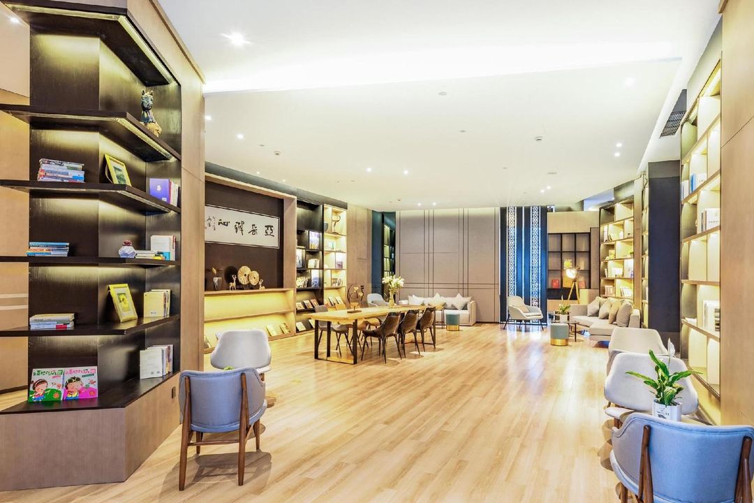 青岛胶州世纪大厦亚朵酒店