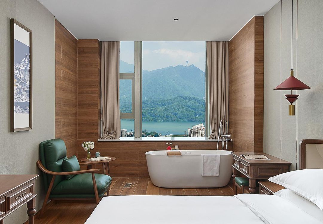 泊雲漫居&middot;高空城景|SeaView云端酒店(深圳水贝国际黄金珠宝城店)