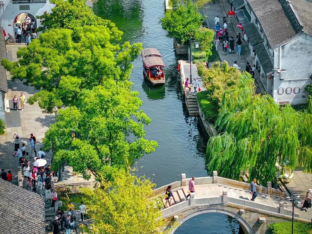 艺龙酒店(苏州观前街平江路店)