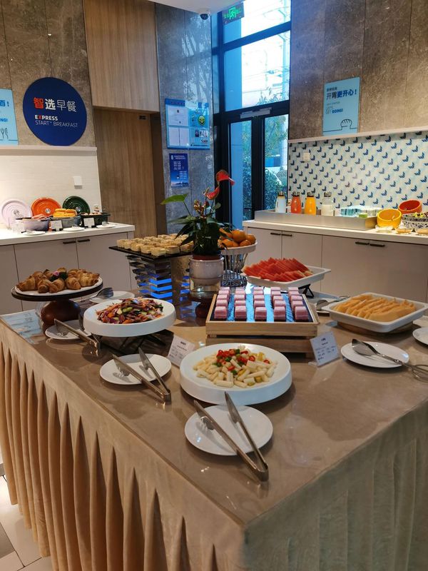 上海国际旅游度假区智选假日酒店