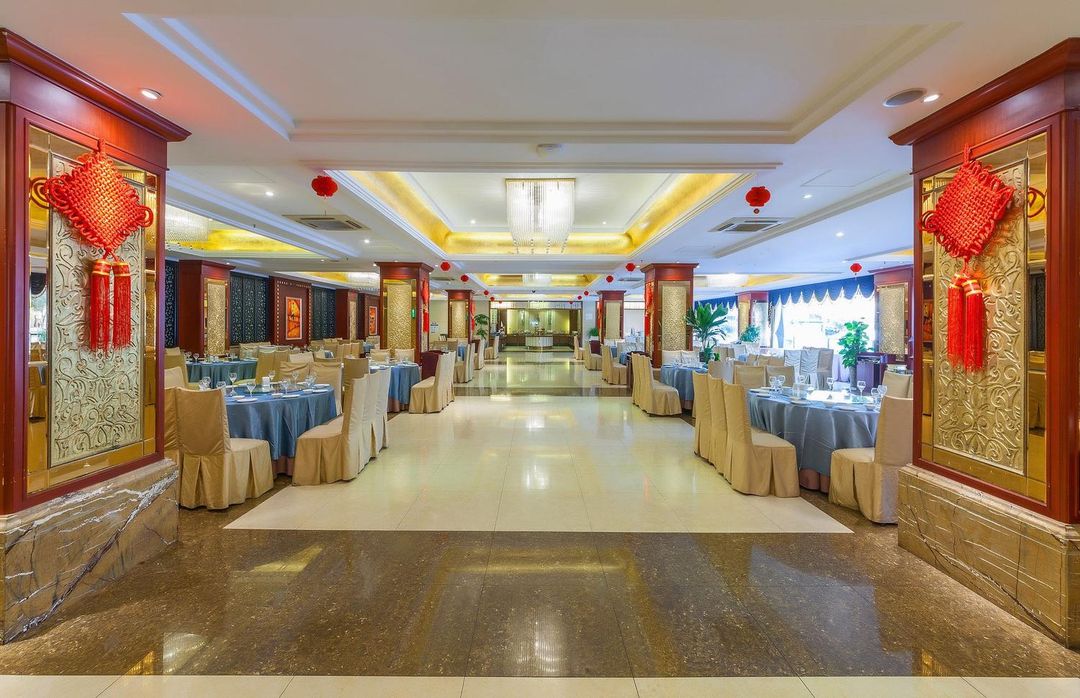 嘉好弗斯达酒店(成都人民北路地铁站店)