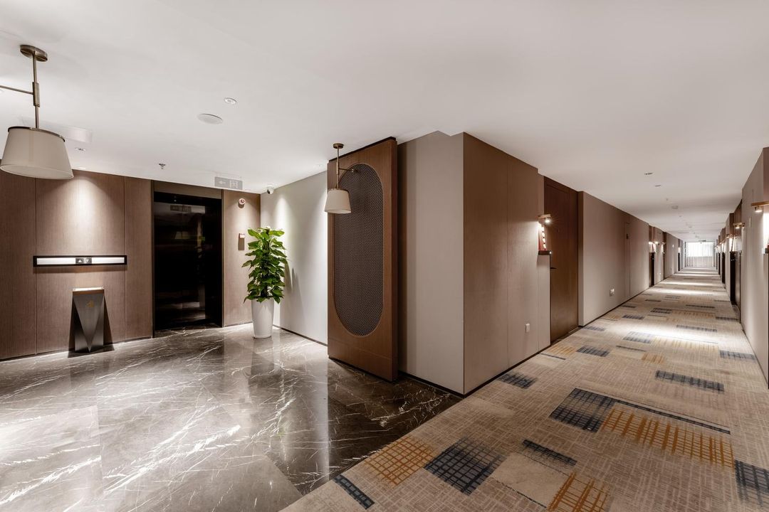 西安悦廷&middot;华逸酒店(钟楼地铁站省政府店)