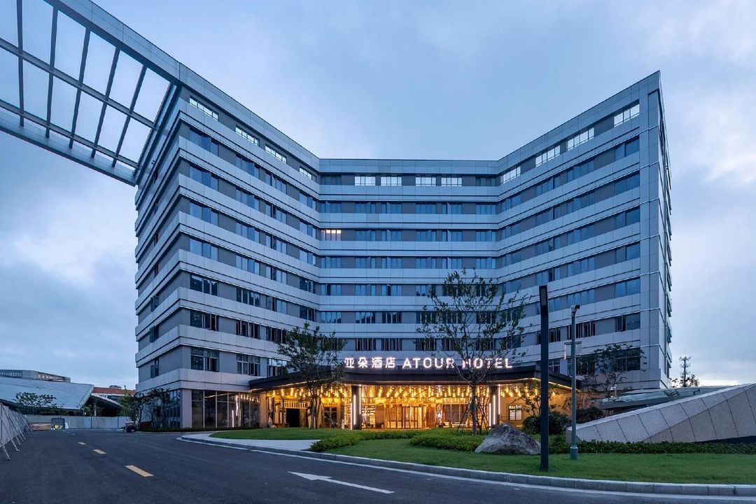 宁波镇海新城望海南路亚朵酒店