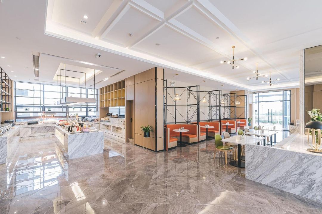 南京仙林大道金马路亚朵酒店