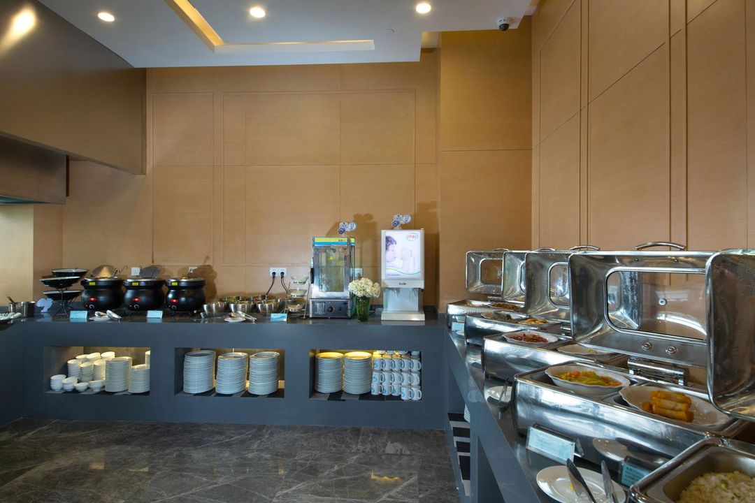汇悦酒店(成都凤凰山体育公园汇融广场店)
