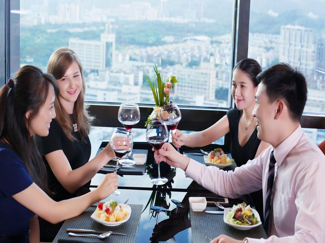 深圳华强广场酒店(华强北地铁站店)