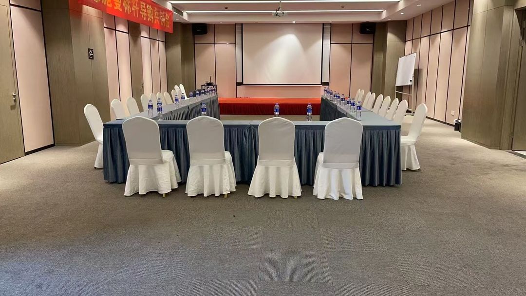 杭州滨江滨文路亚朵酒店