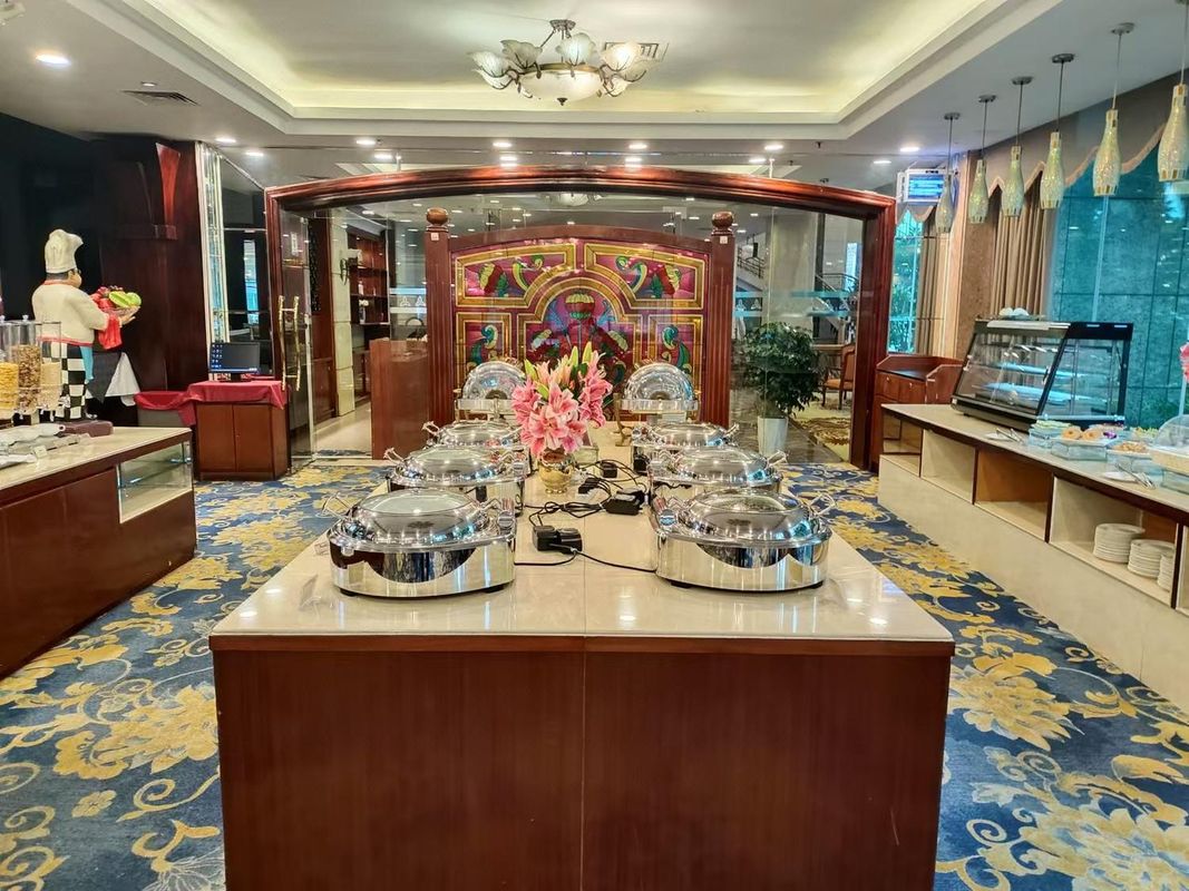 东莞凤岗名冠金凯悦酒店(凤岗中心沃尔玛店)