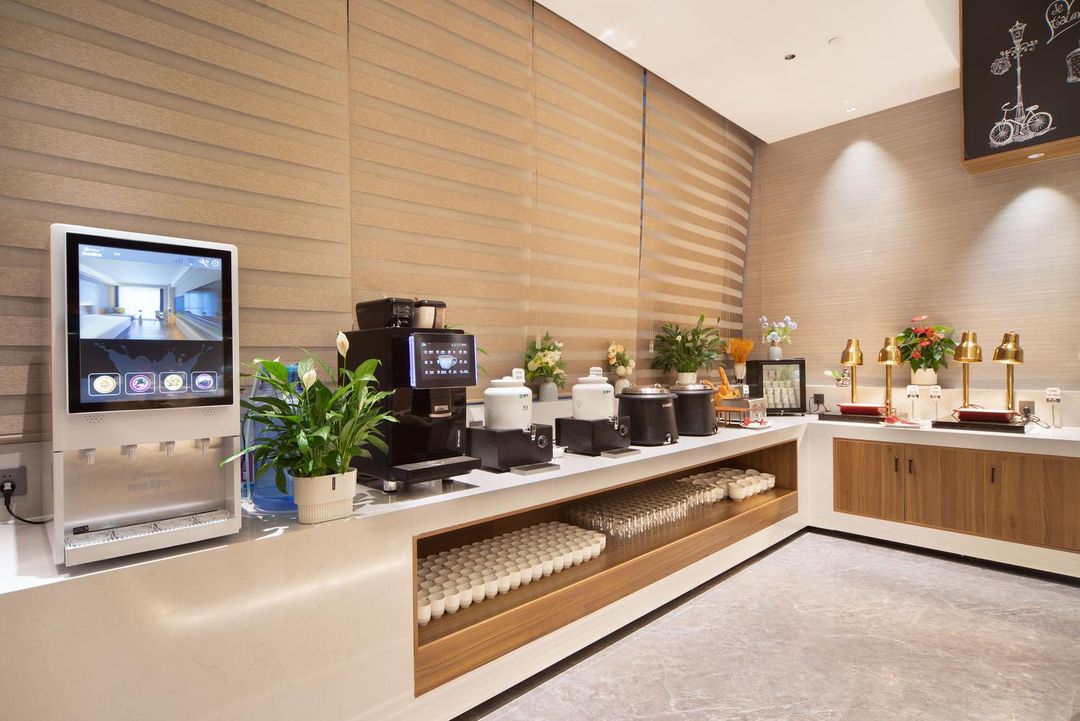 凯里亚德酒店(昆明西山万达广场火车站店)