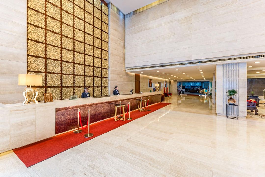 武汉雄楚国际大酒店(华中师范大学店)