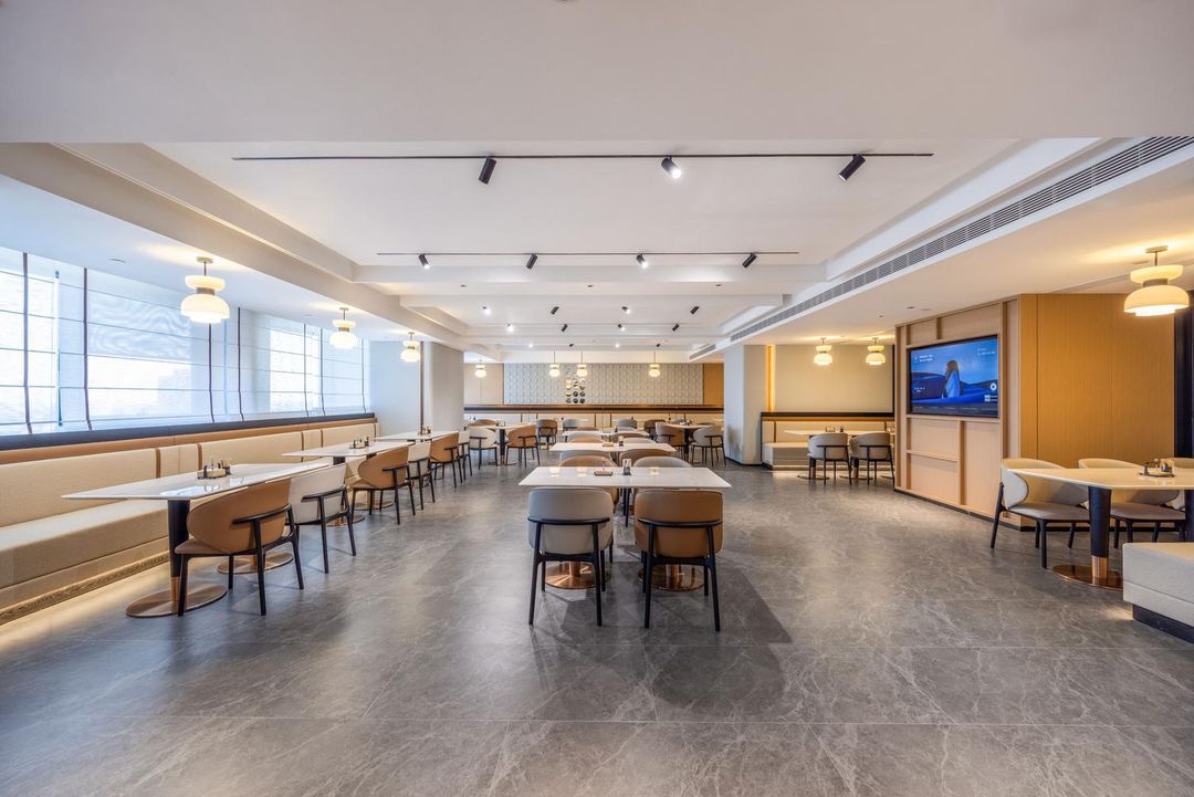 青岛西海岸城市阳台亚朵酒店