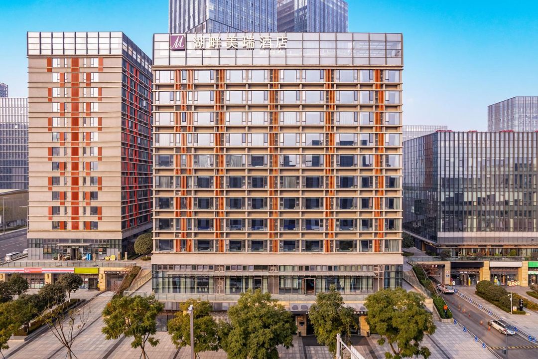 成都西博城美瑞酒店(兴隆湖湿地公园华西天府医院店)