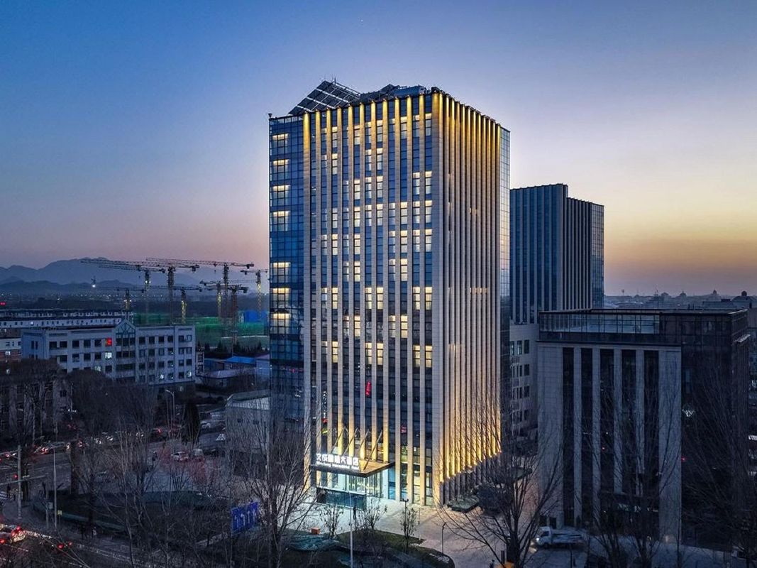 朗丽兹酒店(北京文成国际延庆万达广场店)