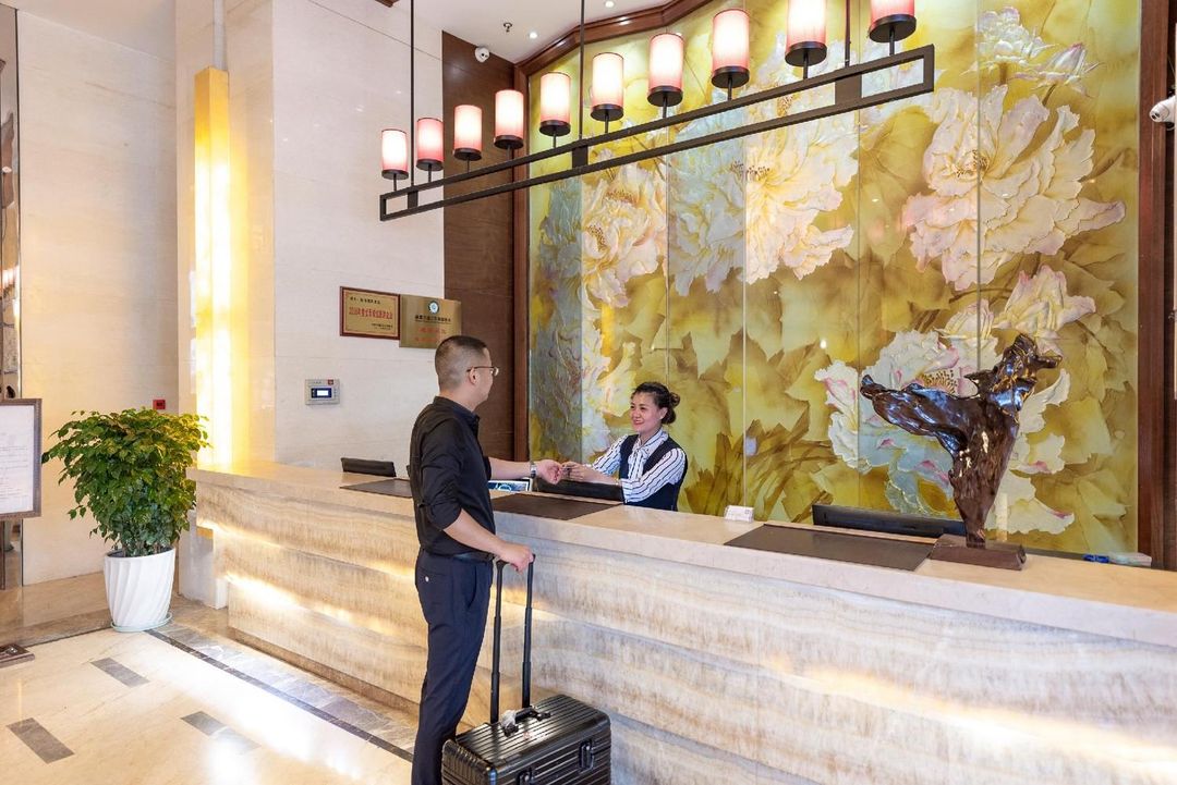 成都儒风明宇丽呈酒店(成都珠江广场光华公园地铁站店)