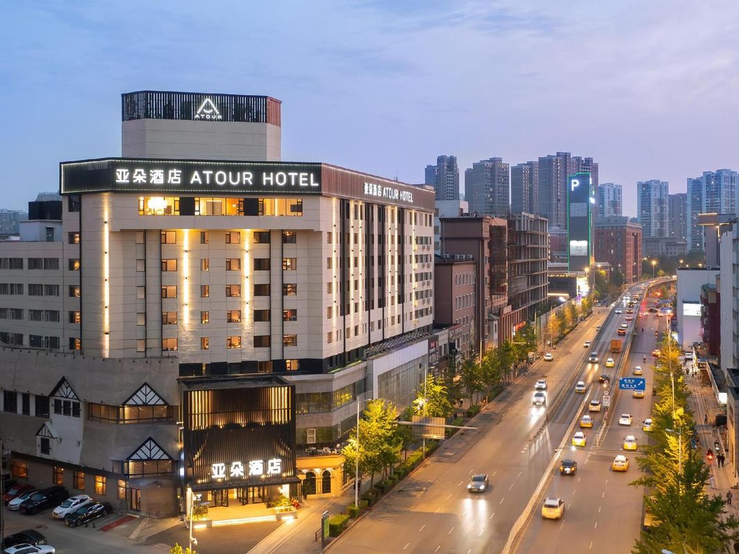 沈阳西塔市府大路亚朵酒店
