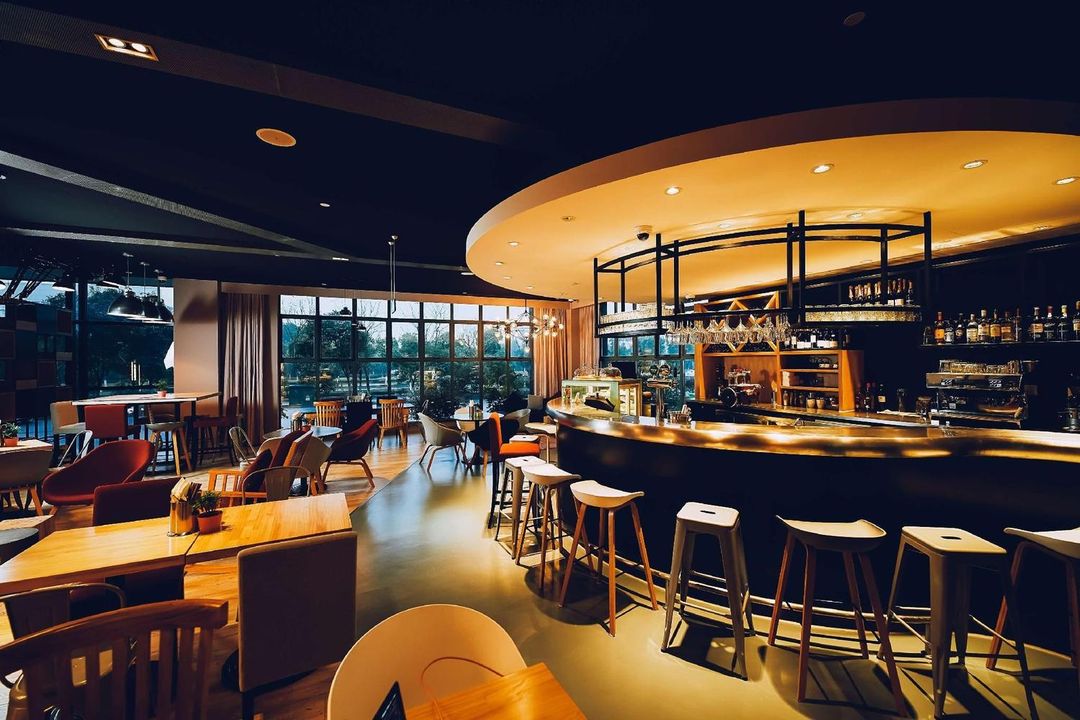 康铂酒店(南京江宁河海大学地铁站店)