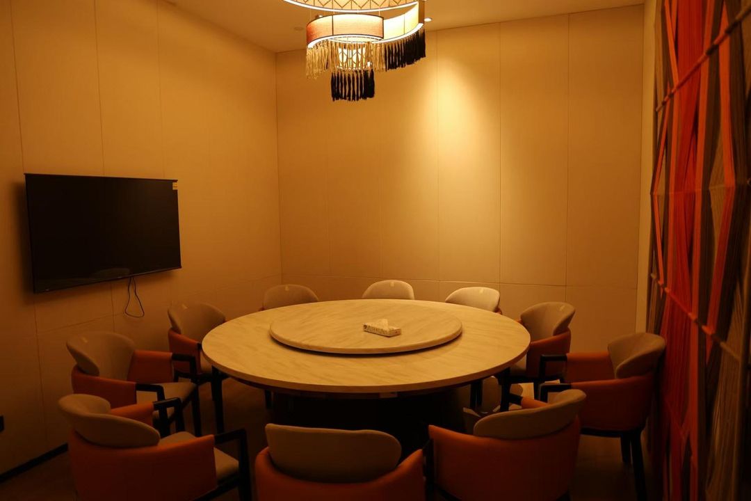 兰州西北宾馆(东方红广场兰州火车站店)