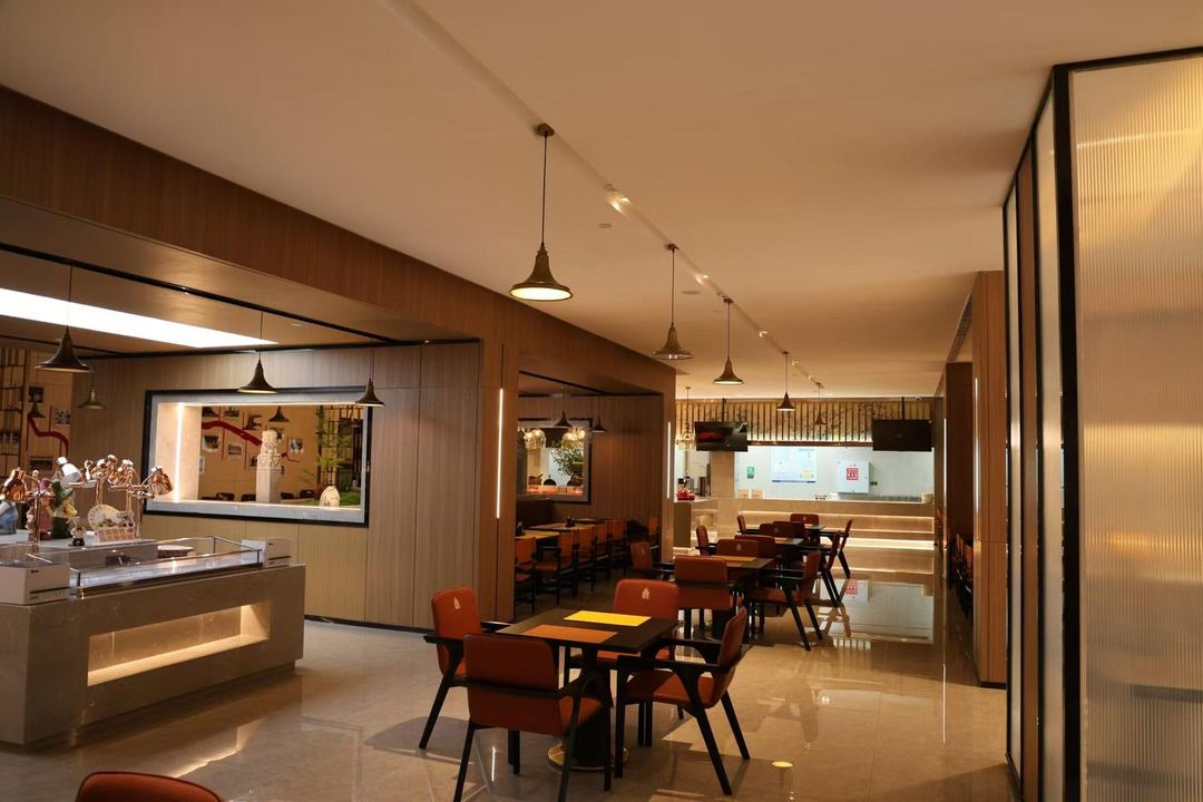 兰州西北宾馆(东方红广场兰州火车站店)