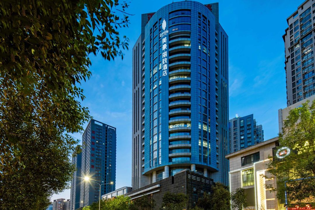 美豪丽致酒店(西安高新区南二环丰庆公园地铁站店)