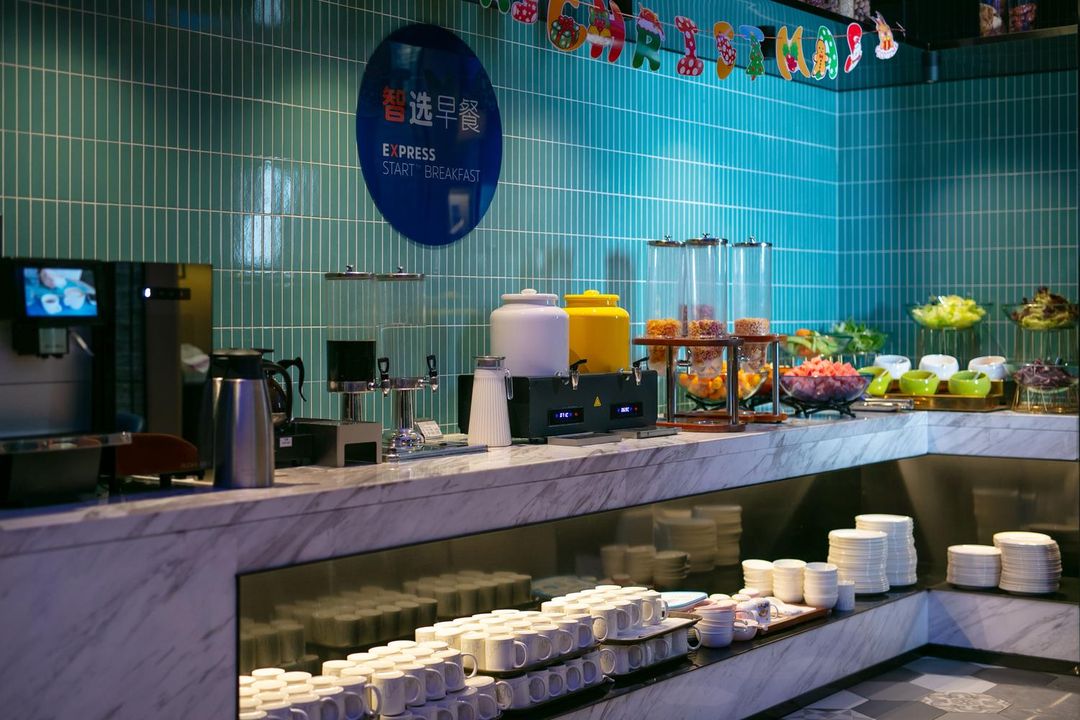 重庆南滨路智选假日酒店(长嘉汇弹子石老街店)