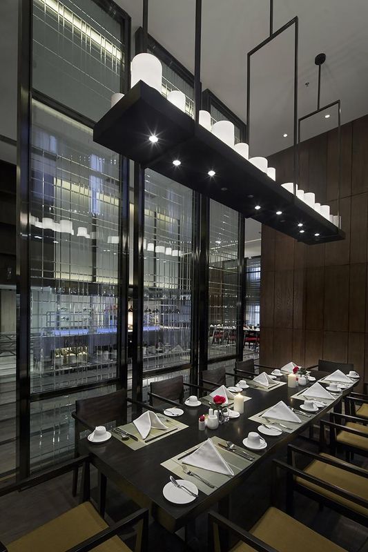 东方银座国际酒店(东北大马路地铁站店)
