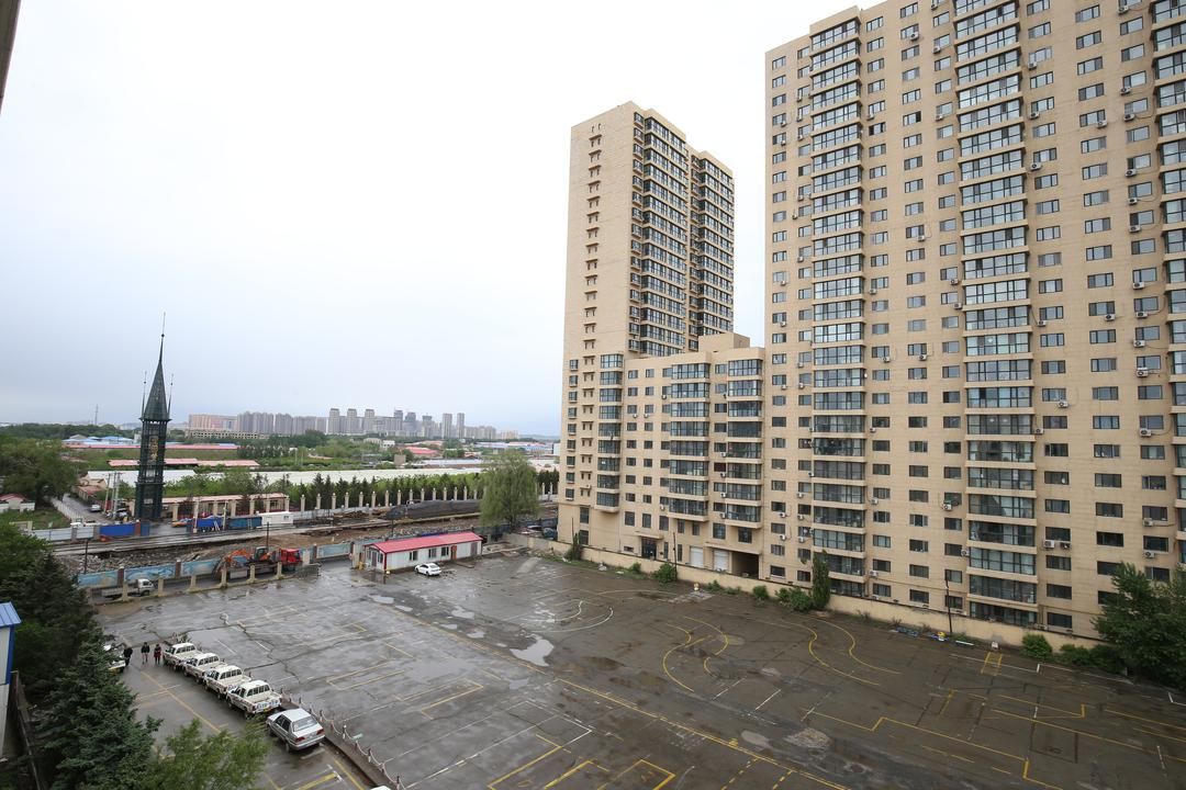 哈尔滨卓琳酒店(哈尔滨金融学院气象台地铁站店)