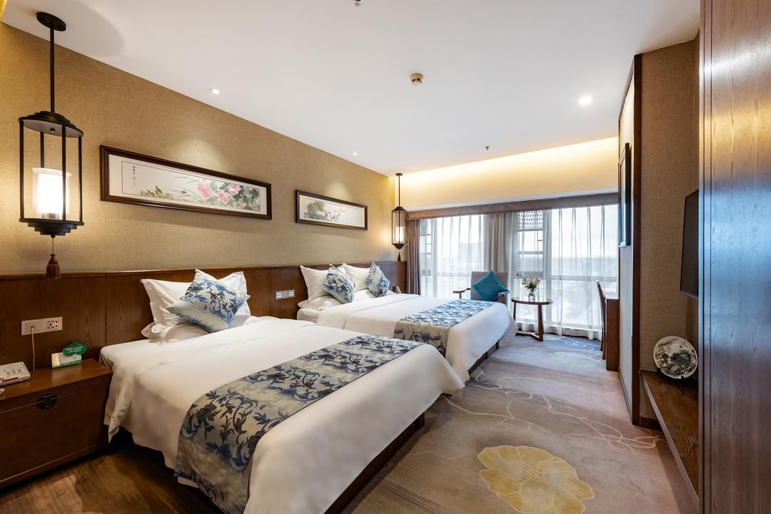 成都儒风明宇丽呈酒店(成都珠江广场光华公园地铁站店)