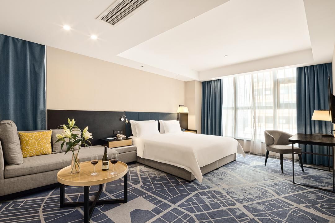 V Hotel精品酒店(世纪城新会展店)