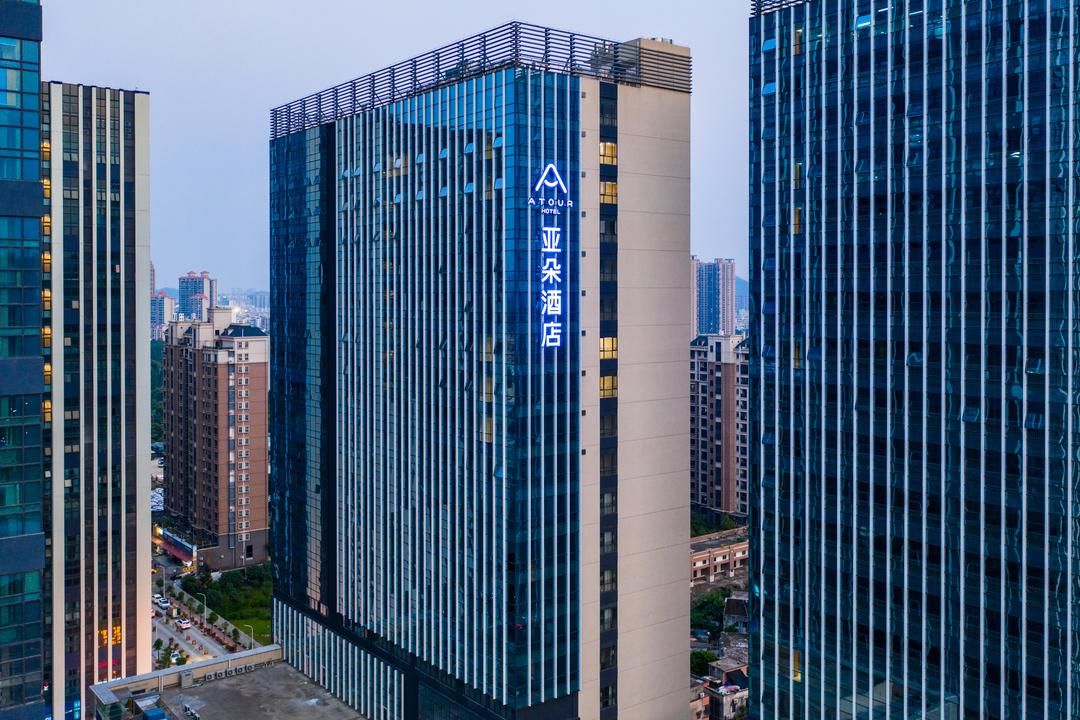 珠海山姆奥园广场亚朵酒店